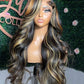 Ombre Honey Blonde Body Wave 13x6 Lace Frontal Wigs Pre-Plucked Highlight 613 Wigs Lace Closure Wigs Human Hair Wigs For Women